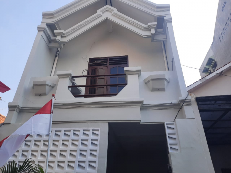 Renovasi Rumah Dharmawangsa